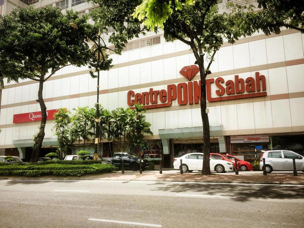 Hotel Deleeton Kota Kinabalu Exteriör bild