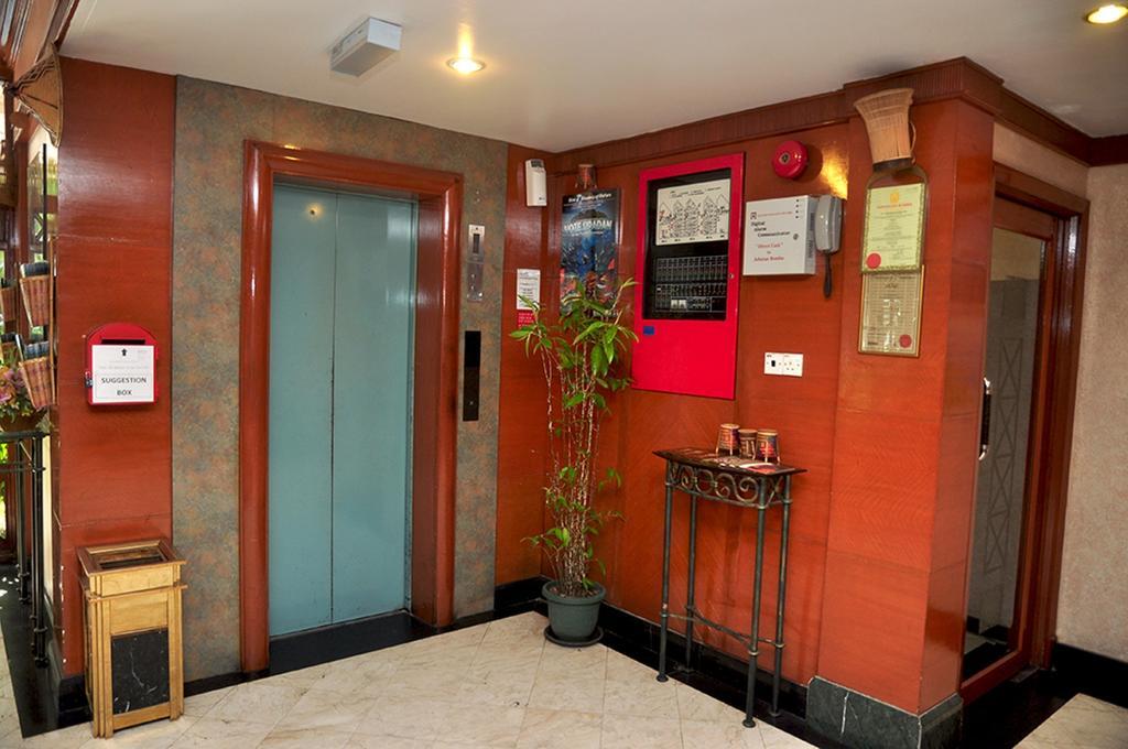 Hotel Deleeton Kota Kinabalu Exteriör bild